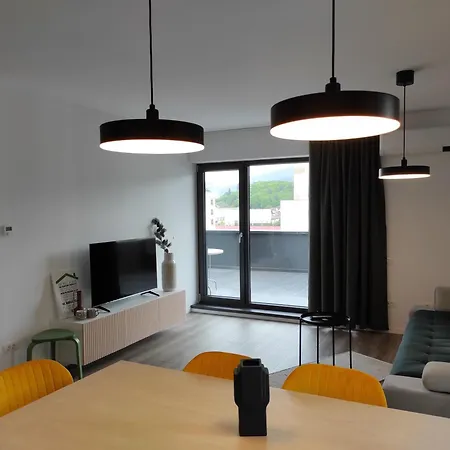 Modern With Great Terasse And Mountain View *