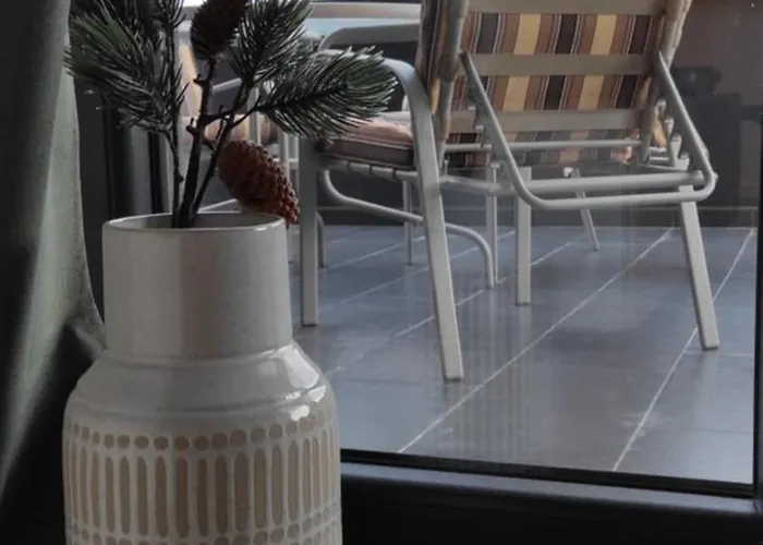 Apartment Modern With Great Terasse And Mountain View