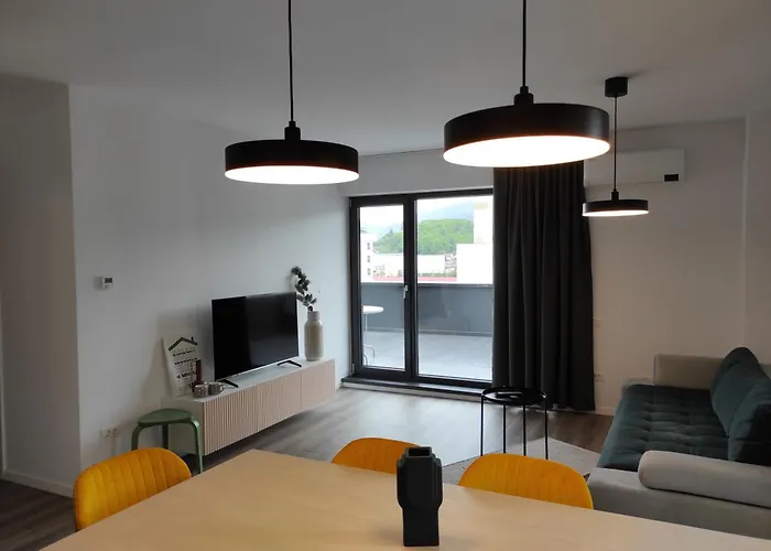 Modern With Great Terasse And Mountain View *